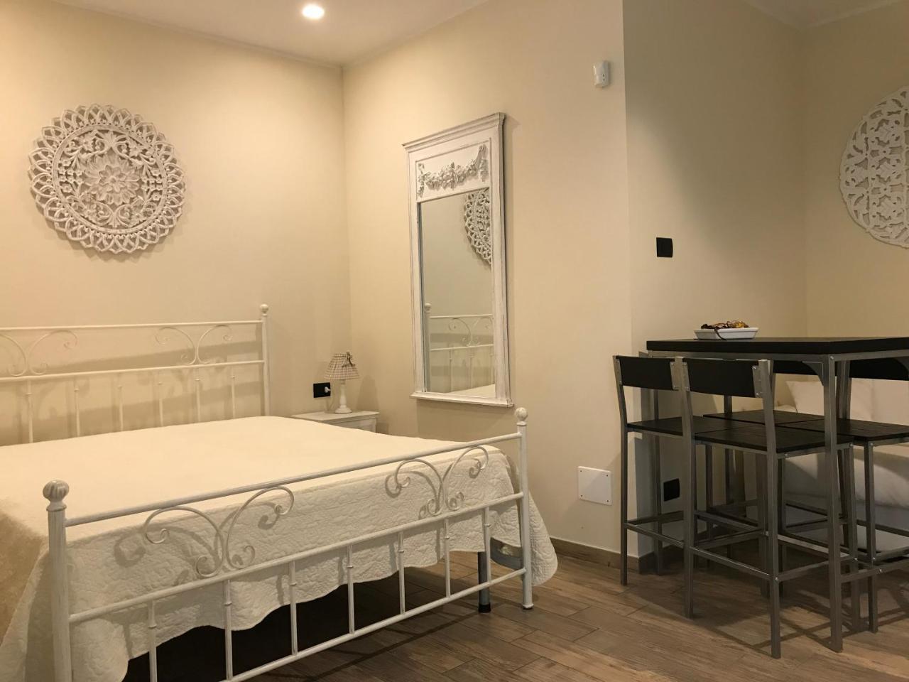 Bed And Breakfast Sun Wine Таранто Экстерьер фото